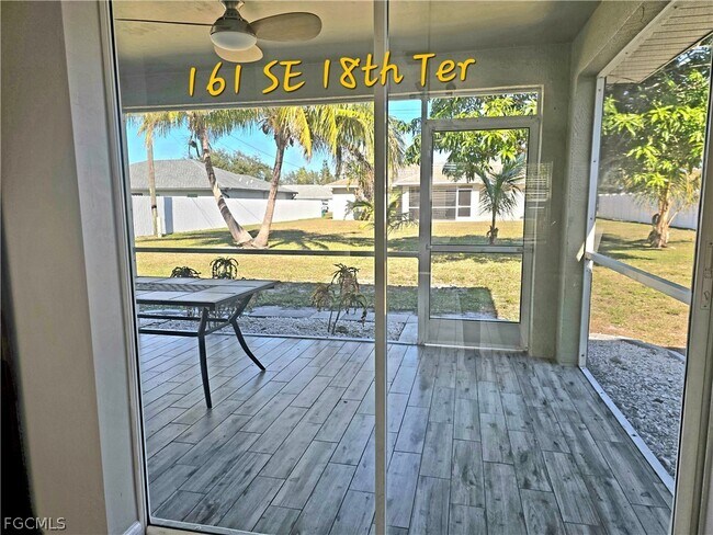 Building Photo - 161 SE 18th Terrace