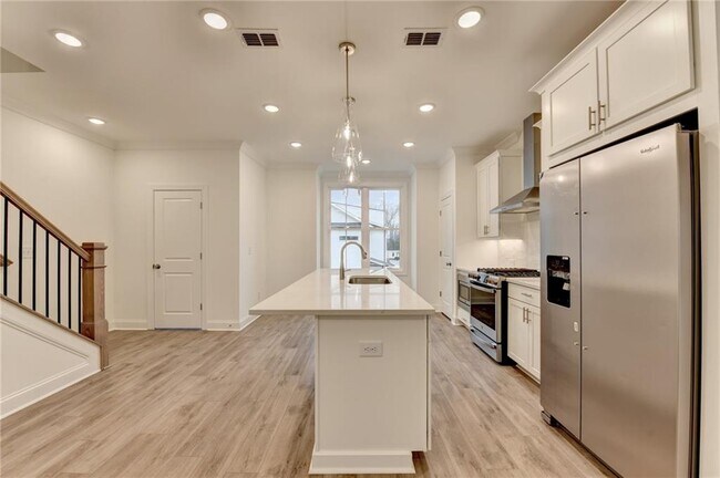 Building Photo - 5428 Howington Ct