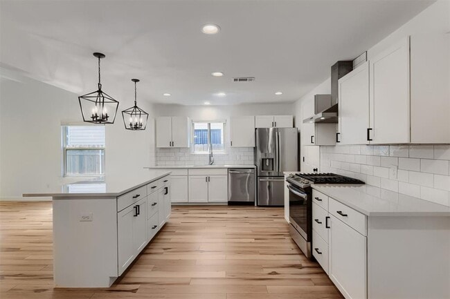Building Photo - 2608 Piping Rock Trail