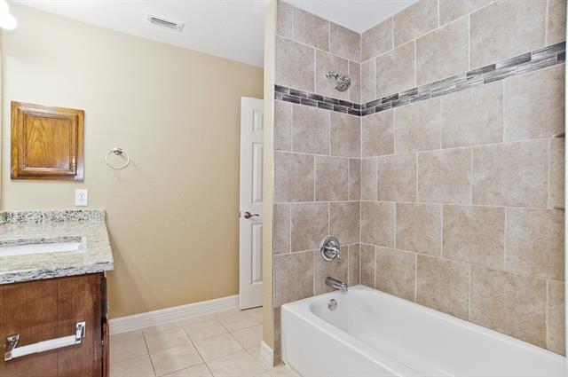 Building Photo - 318 Kissimmee Dr