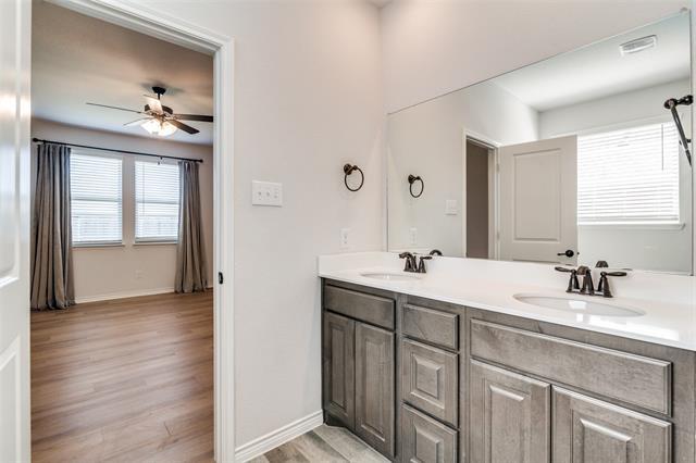 Building Photo - 3094 Maverick Dr