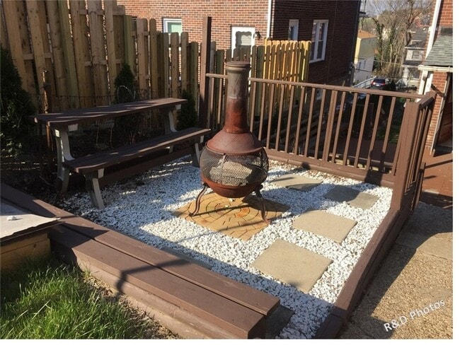 Building Photo - 4317 Ludwick St