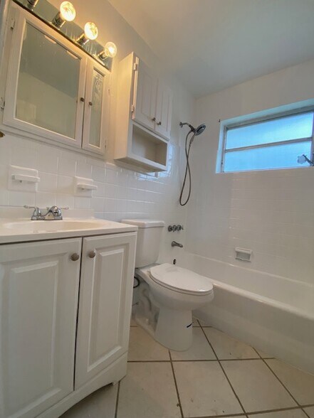 Building Photo - 2301 N 56th Ter