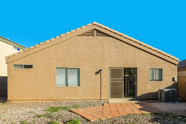 Building Photo - 12433 W Larkspur Rd