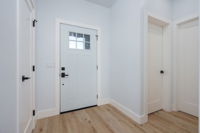 Building Photo - 15NAD