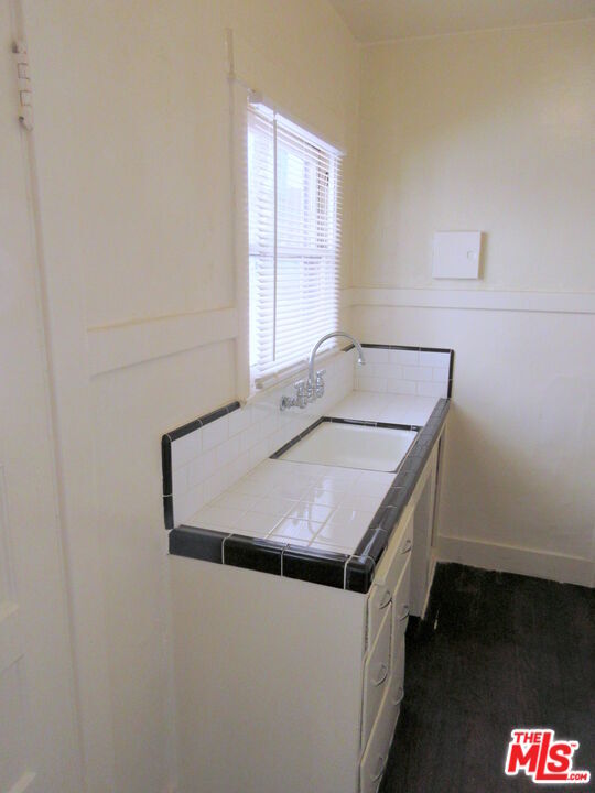 Building Photo - 1137 Lodi Pl