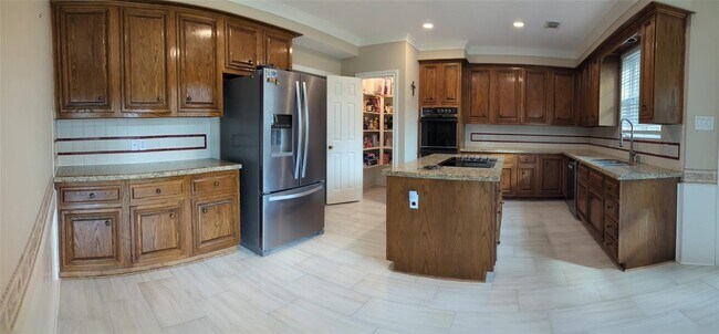 Building Photo - 20406 Chadbury Park Dr