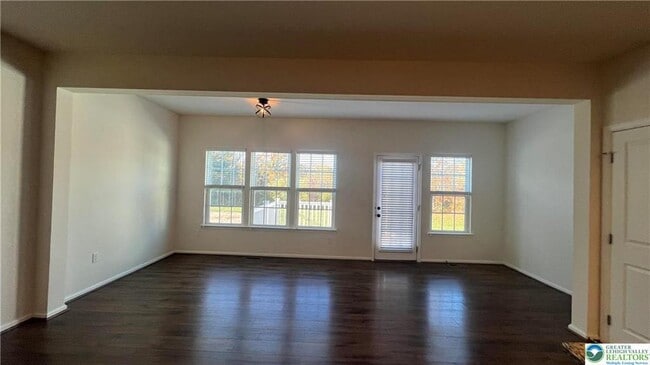 Building Photo - 1156 Westminster Dr