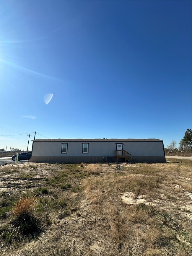 Building Photo - 335 Rd 5914-10