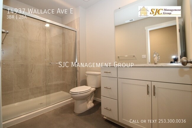 Building Photo - 14937 Wallace Ave E