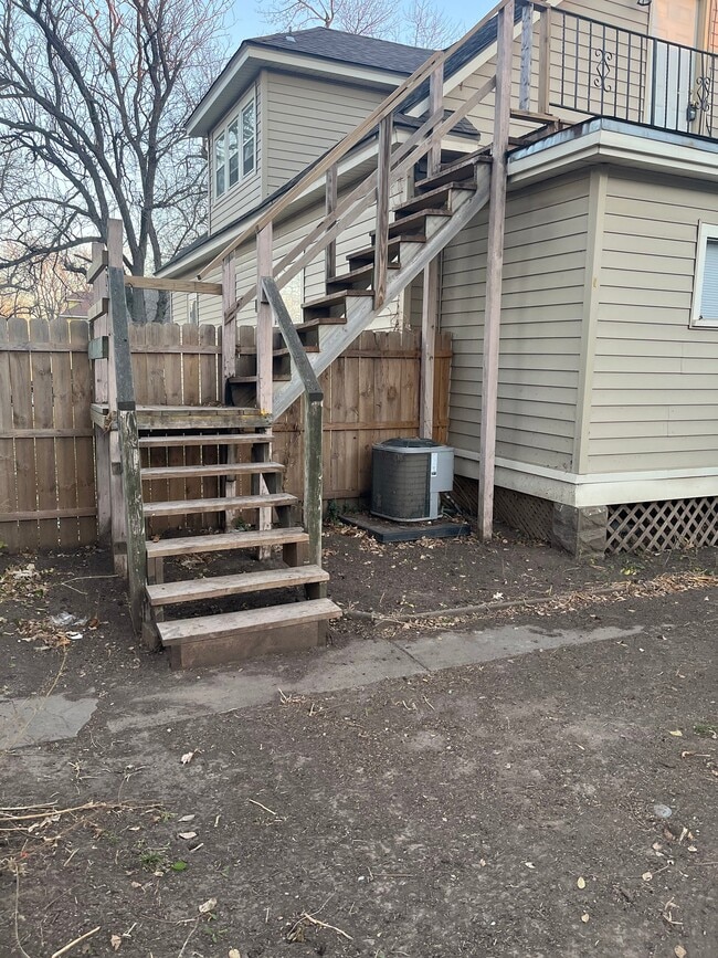 Building Photo - 601 Morrison Ave