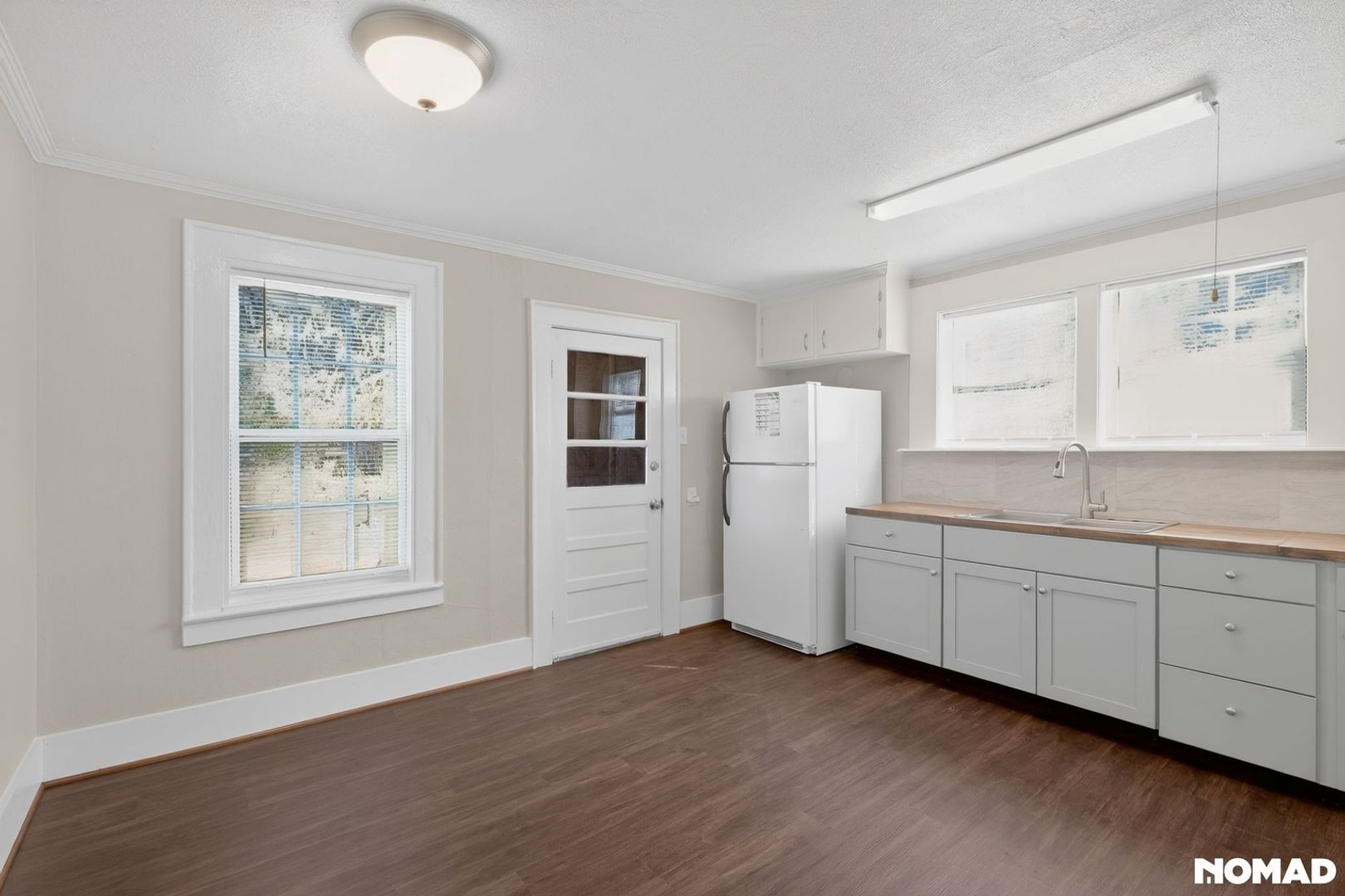 Building Photo - 2002 E 51st St