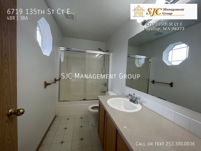 Building Photo - 6719 135th St Ct E