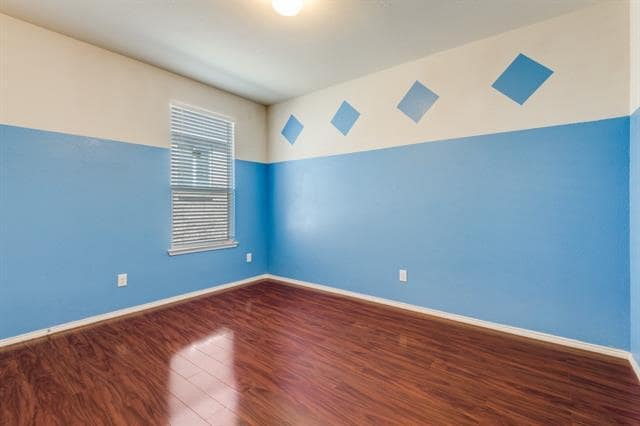 Building Photo - 2031 Avondown Rd