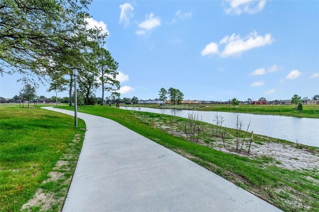 Building Photo - 10022 Cloud Mist Dr