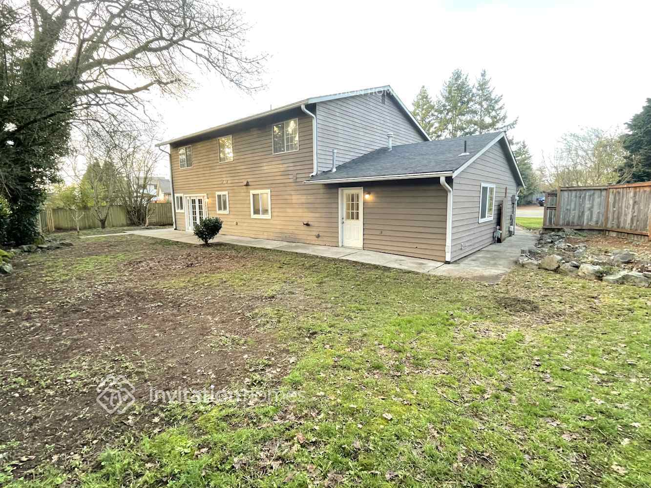 Building Photo - 9914 74th St SW