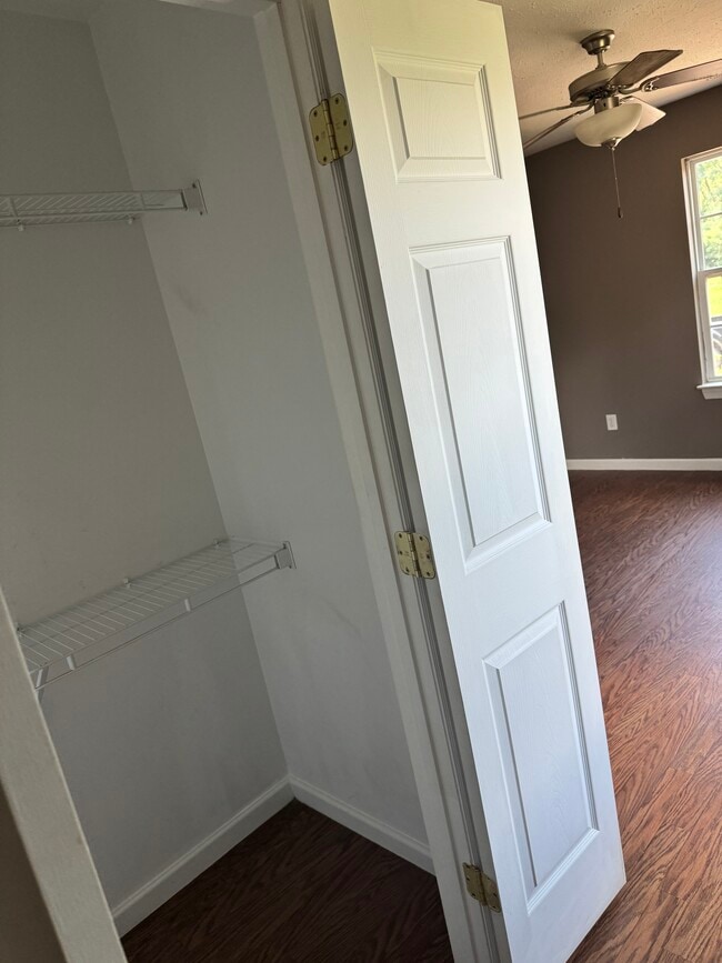 Building Photo - 2107 Century Ave SE