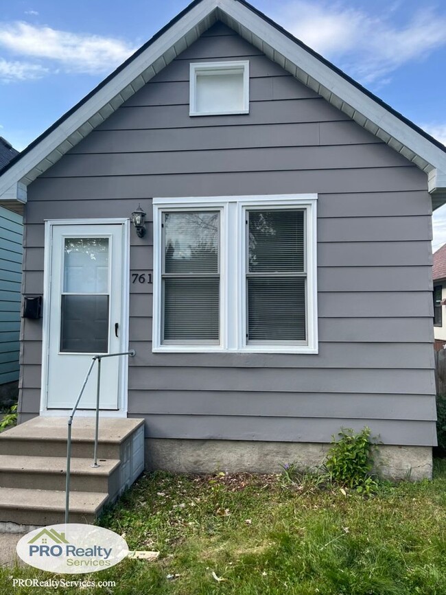 Building Photo - 761-763 Blair Ave