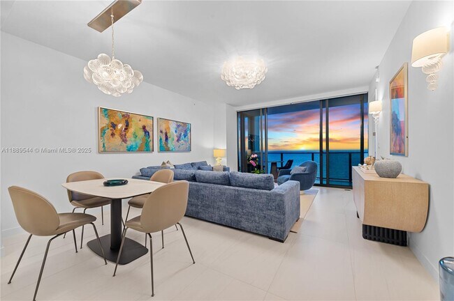 Building Photo - 900 N Ocean Blvd