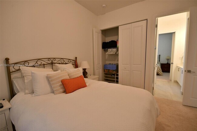 Building Photo - 4221 SW 178th Ave