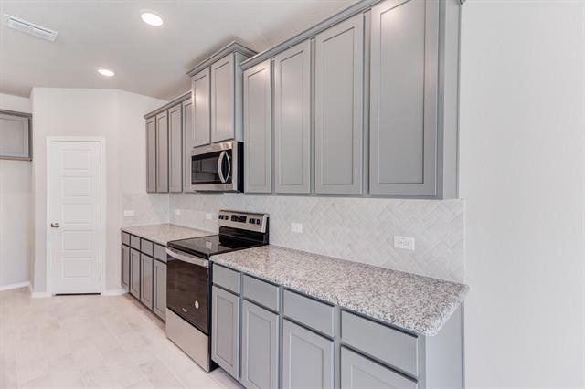 Building Photo - 5933 Revere Dr