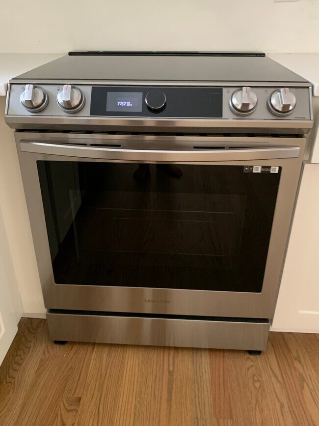 Building Photo - 414 Charles Ct