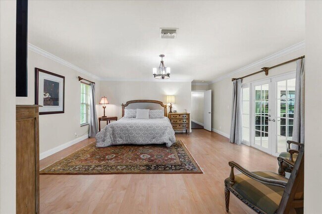 Building Photo - 2908 Banyan Blvd Cir NW
