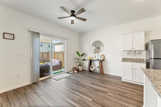 Building Photo - 220 Dirty Harry Dr