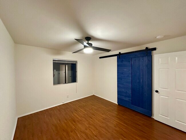 Second bedroom - 5303 Alhama Dr
