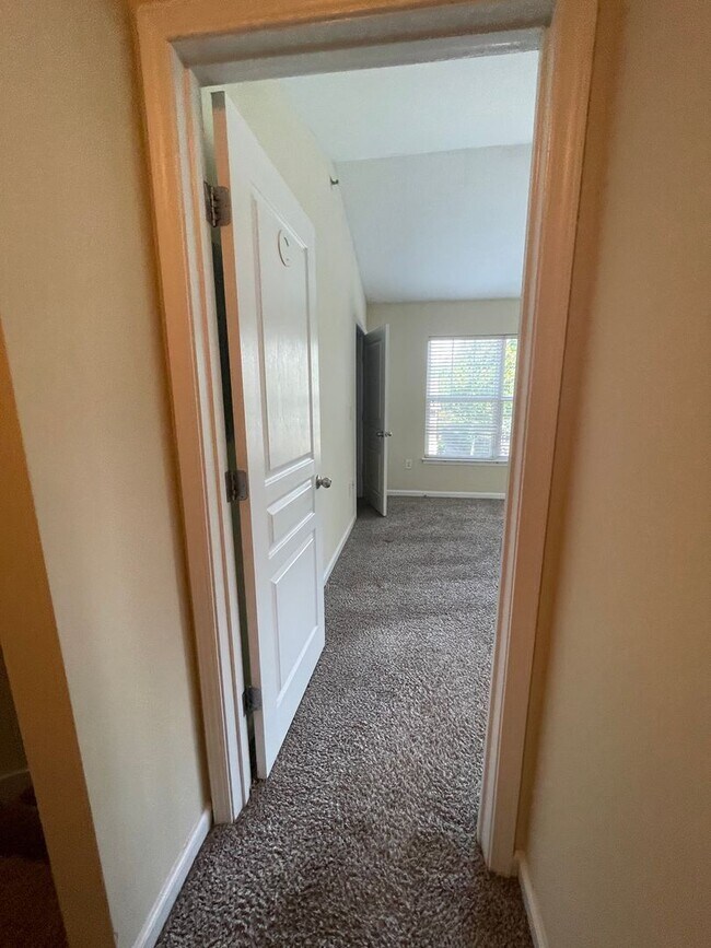 Building Photo - 07-212 Warrior