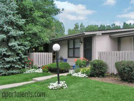 Building Photo - Annhurst (OH)