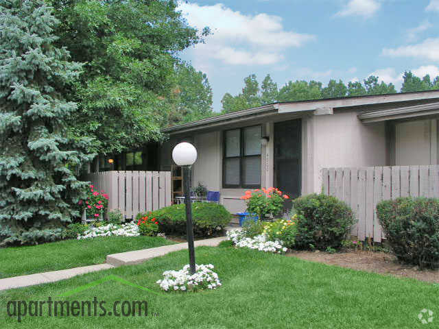 Building Photo - Annhurst (OH)