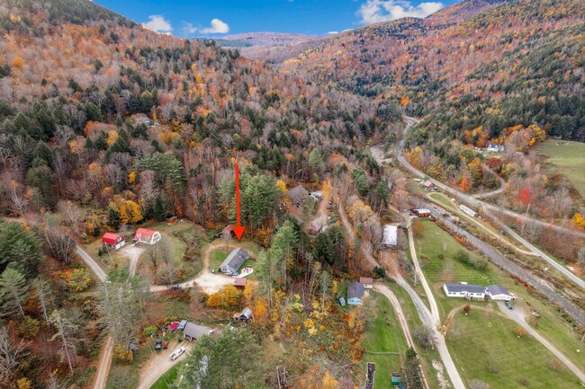 Building Photo - 90 Blueberry Hill Rd