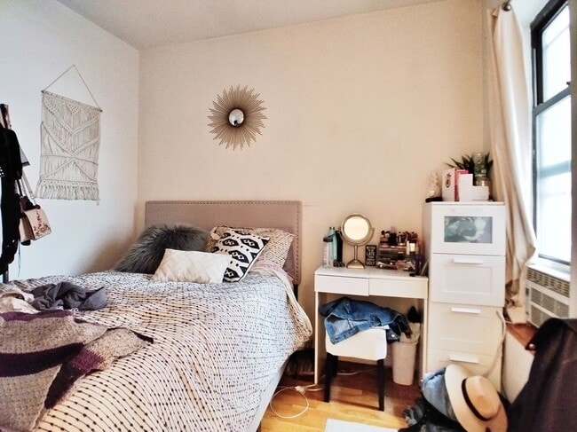 Building Photo - 92-96 3rd Avenue