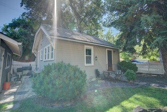 Building Photo - 1 Bed/1Ba.. Adorable Bungalow in Prime North End Location!
