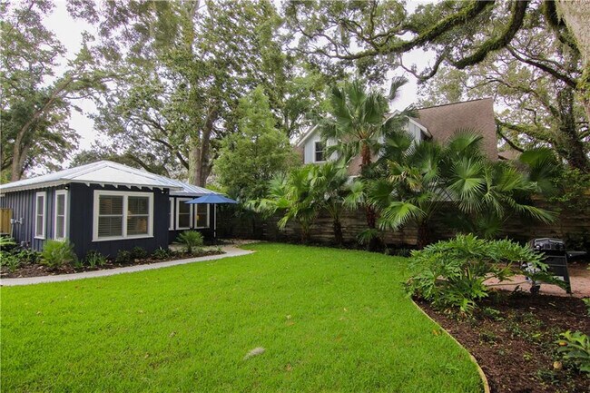 Building Photo - 112 Fish Fever Ln