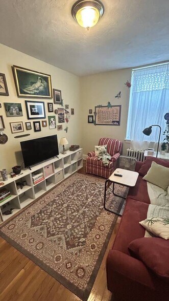 Primary Photo - 223 Essex St