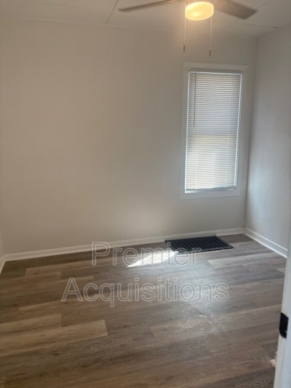 Building Photo - 2709 Sanford Ave