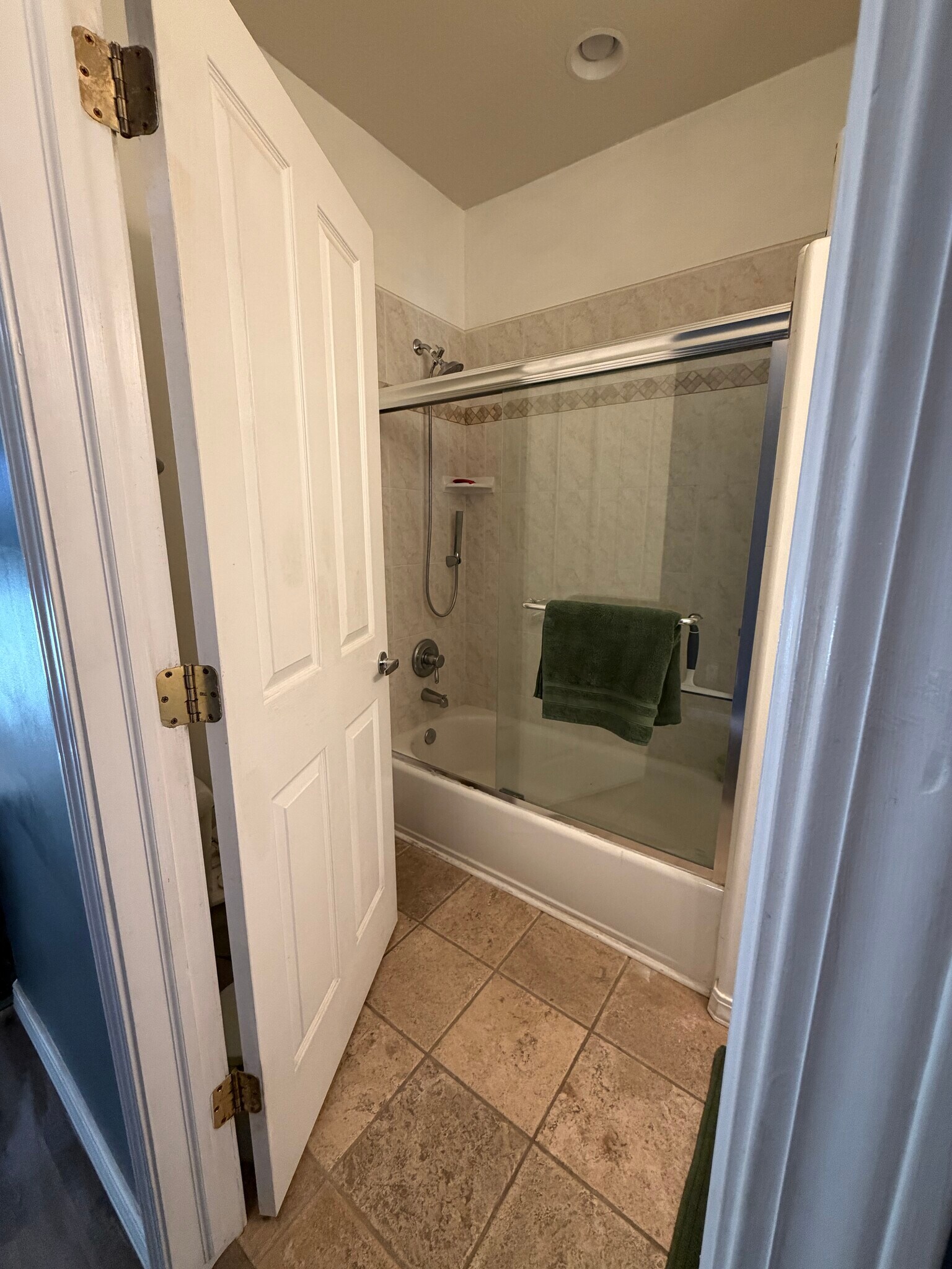 Building Photo - 70 N Main St