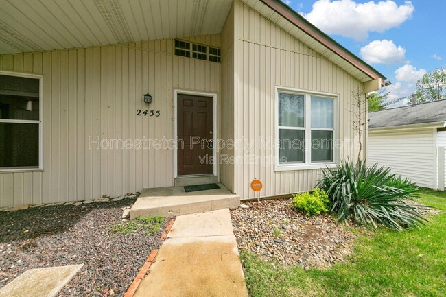 Building Photo - 2455 Buttonwood Ct