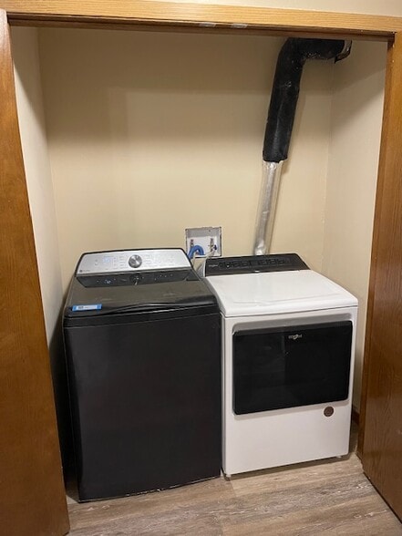 Building Photo - 226 W 33rd St