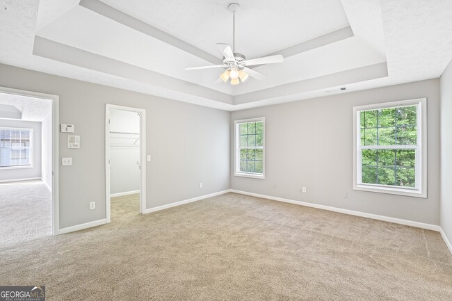 Building Photo - 2364 Fallbrook Ct