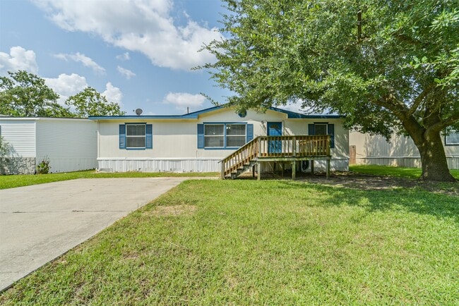 Building Photo - 33205 Wedgewood Dr