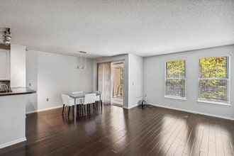 Building Photo - 675 N 1st St