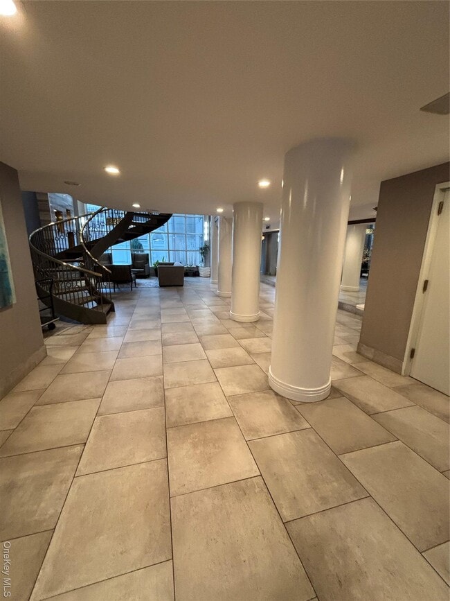 Building Photo - 100 Cutter Mill Rd