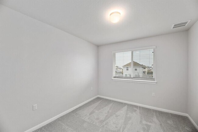 Building Photo - 17212 Adoro Dr