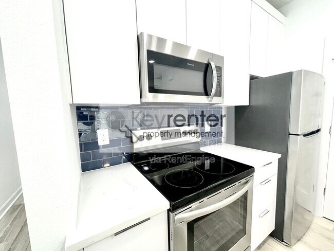 Building Photo - 2703 N 24th St