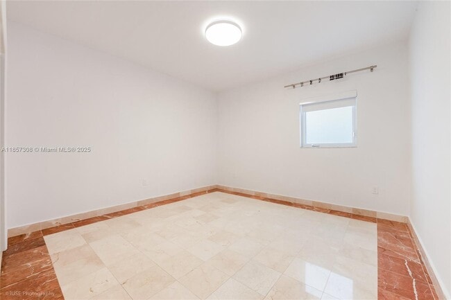 Building Photo - 4117 Alhambra Cir
