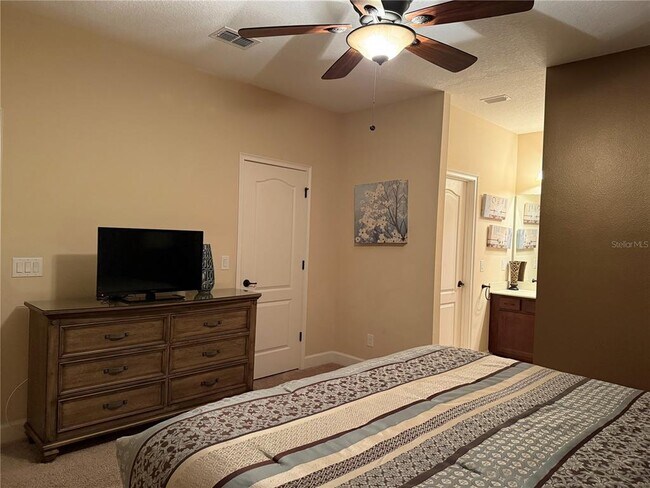 Building Photo - 4353 Acorn Ct