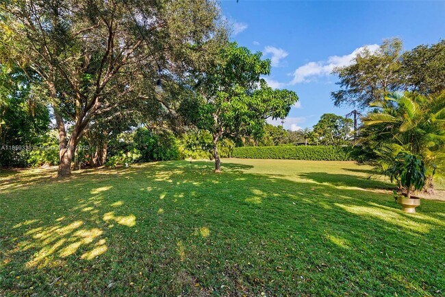 Building Photo - 11420 SW 80th Rd